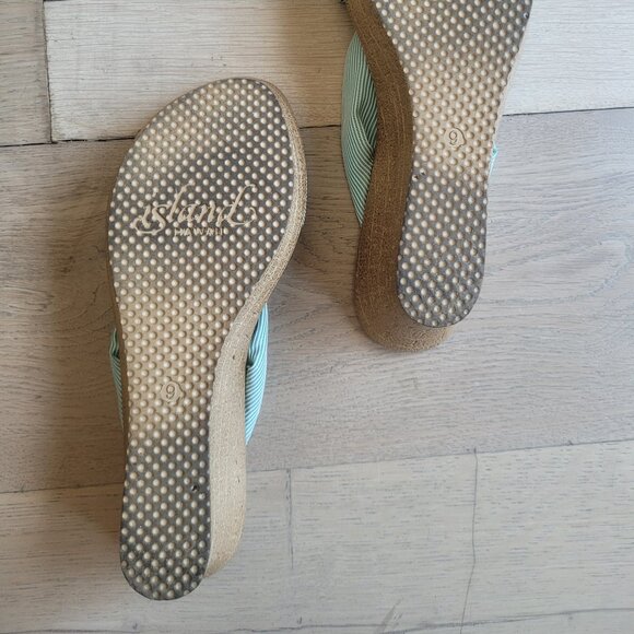 EUC Island Slipper US 9 Suede Footbed Gold Band Mint Stripe Wedges Made in Oahu - Picture 3 of 6